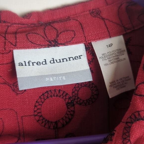 Embroidered Floral Linen Blend Button Down Top/ Shacket Women's Size 14P - Picture 3 of 10